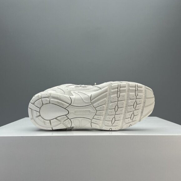 👟Authentic NWB Miu Miu x New Balance 530 SL sneakers - Picture 6 of 9